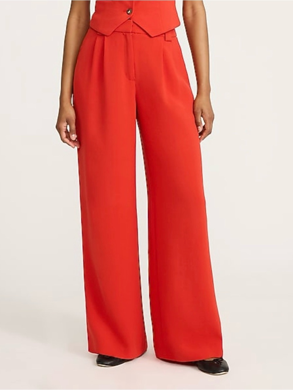 NWT Signature Crepe High Waisted Relaxed Trouser